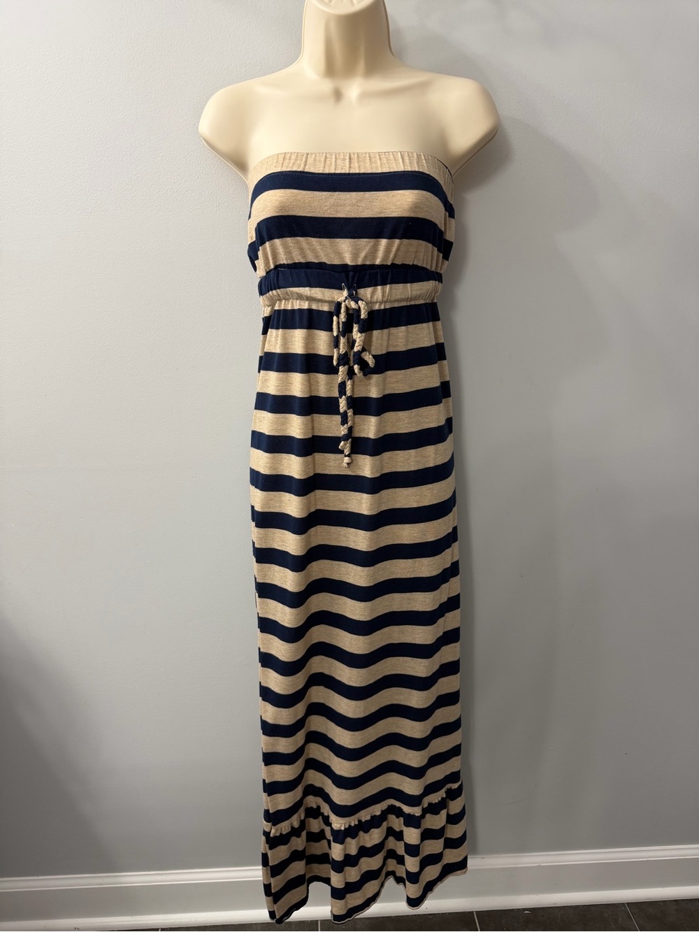 Weavers Navy and Tan Strapless Striped Maxi Dress with Drawstring Medium